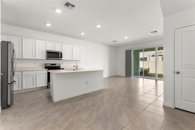 Building Photo - 17205 Bigleaf Mahogany Ln