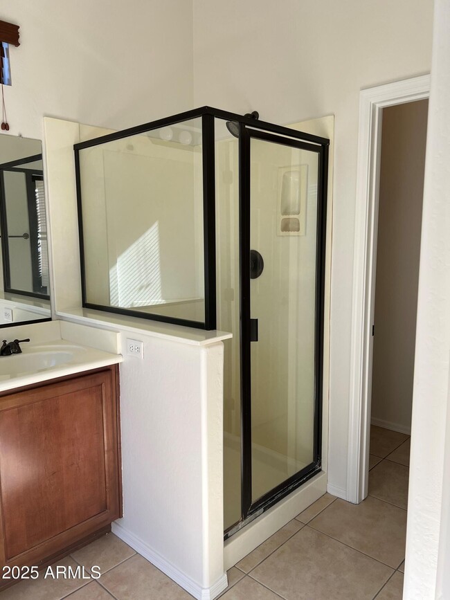 Building Photo - 6941 E Snowdon St