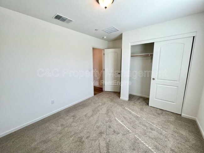 Building Photo - 6880 E Dwight Way