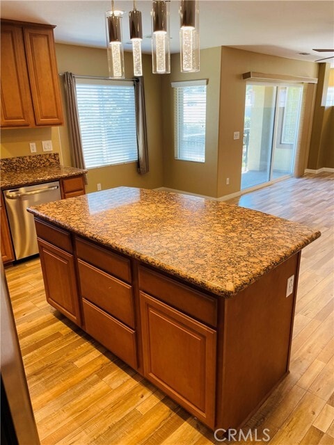 Building Photo - 1351 Isabella Way