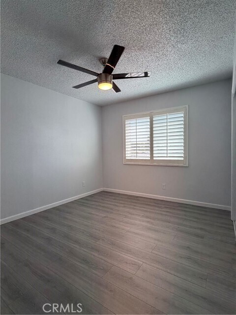 Building Photo - 2529 Senta Ave