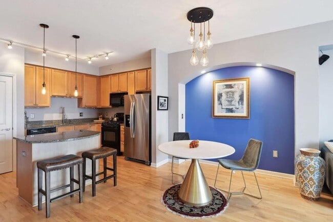 Building Photo - 500 E Grant St