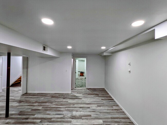 Building Photo - 1006 Kimberwicke Rd