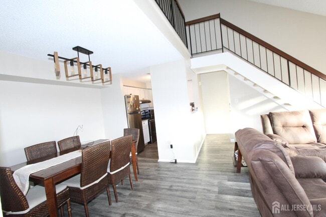 Building Photo - 1016 Aspen Dr