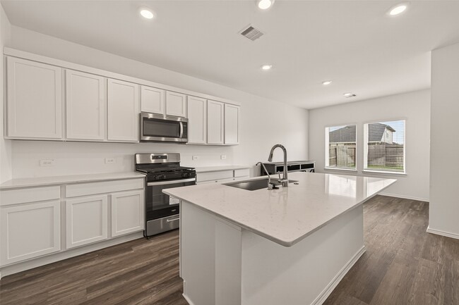 Building Photo - 6107 Ginevra Summers Dr