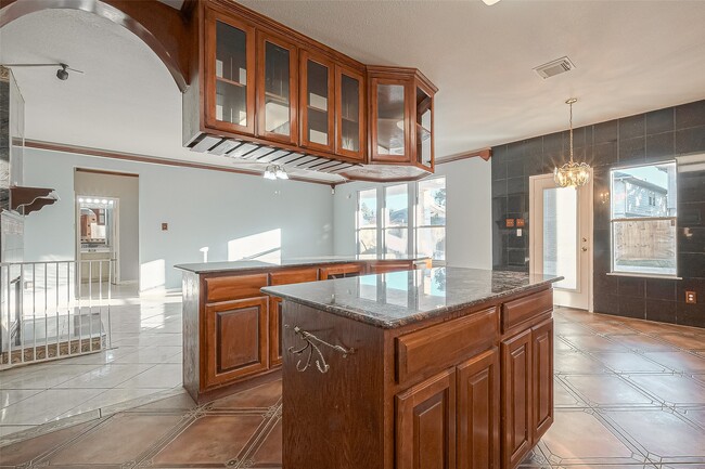 Building Photo - 9407 Demsey Mill Dr