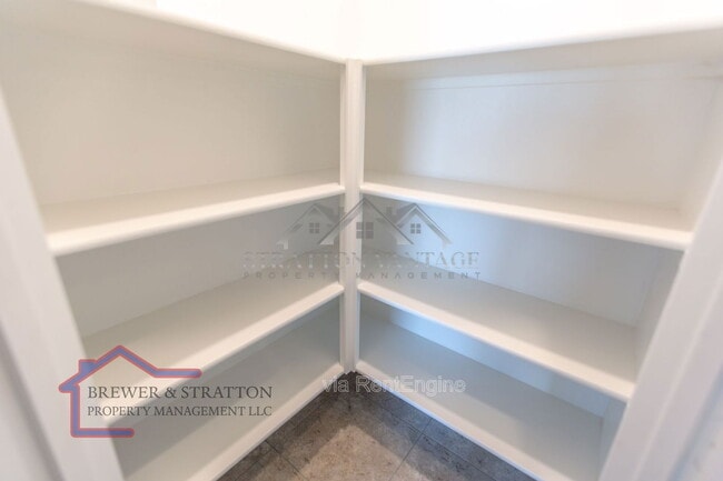 Building Photo - 44498 W Palo Aliso Way