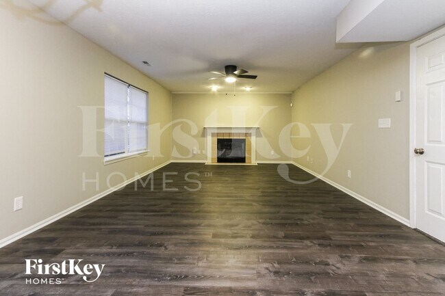 Building Photo - 540 Garden Grace Dr
