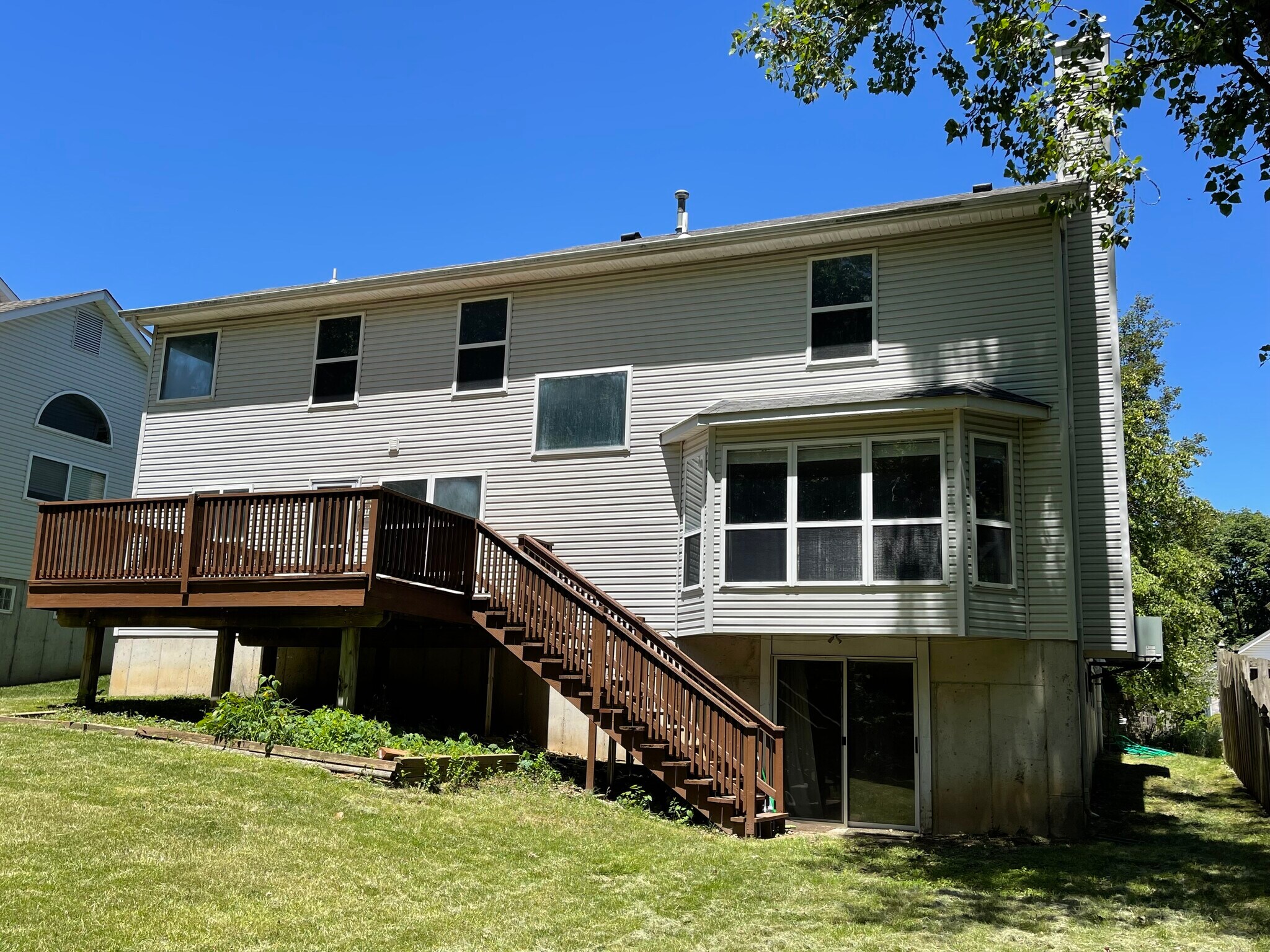 Building Photo - 636 Canary Estates Dr