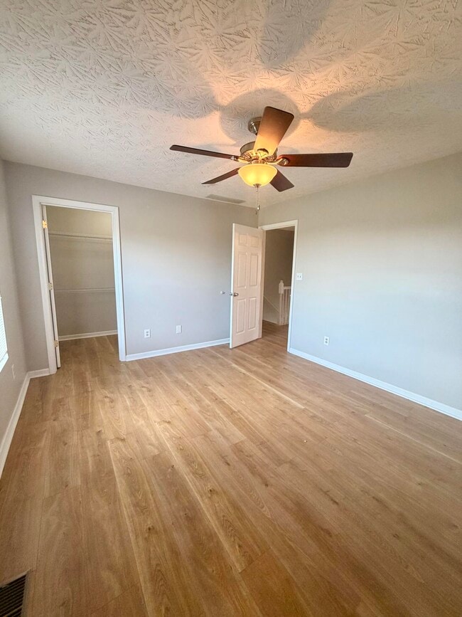 Building Photo - 523 Tecumseh Trail