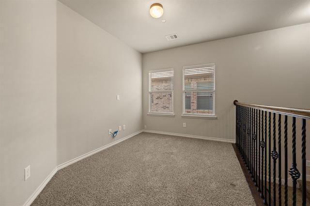 Building Photo - 4261 Comanche Dr