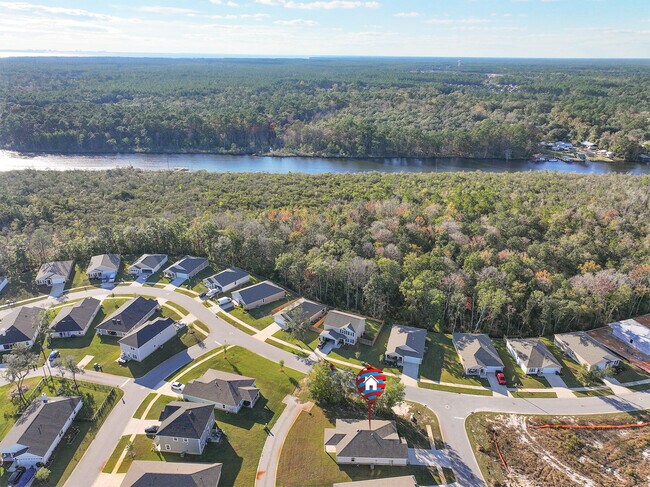 Building Photo - 10 Riverwalk Xing