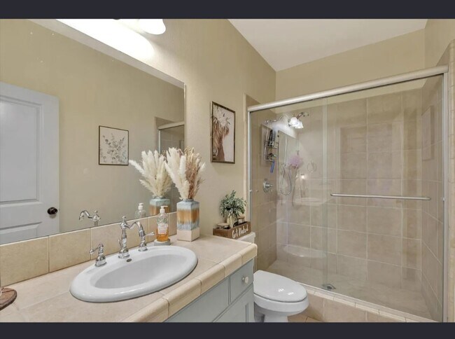 Building Photo - 46347 Opah Dr
