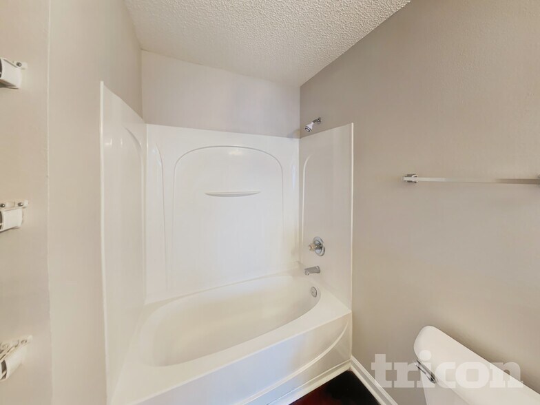 Building Photo - 1069 Coralbean Way