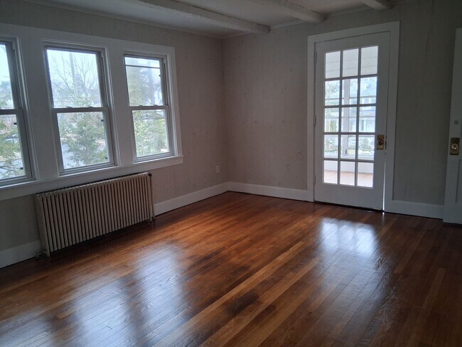 Building Photo - 239 Atlantic St