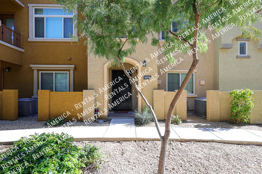 Primary Photo - 2150 W Alameda Rd