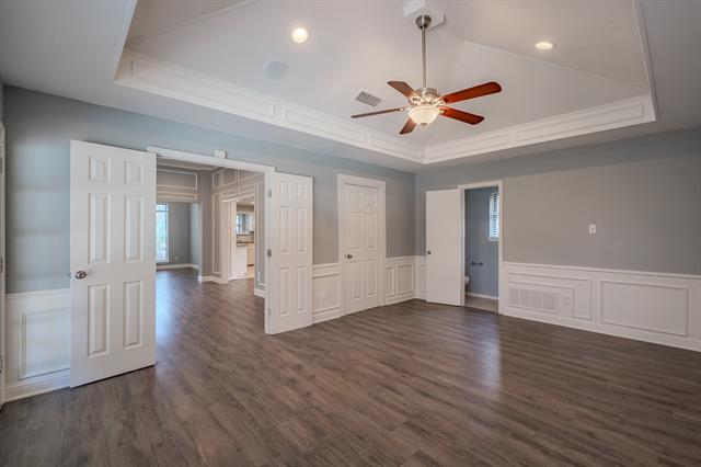 Building Photo - 2300 San Gabriel Dr