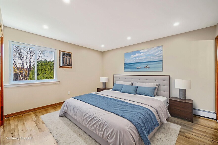 Building Photo - 4 Bay Pl