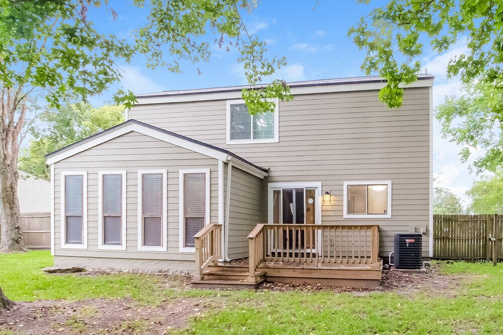 Building Photo - 6911 Coleus Ct
