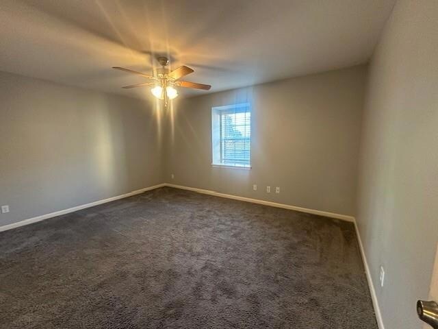 Building Photo - 3312 Taft Park