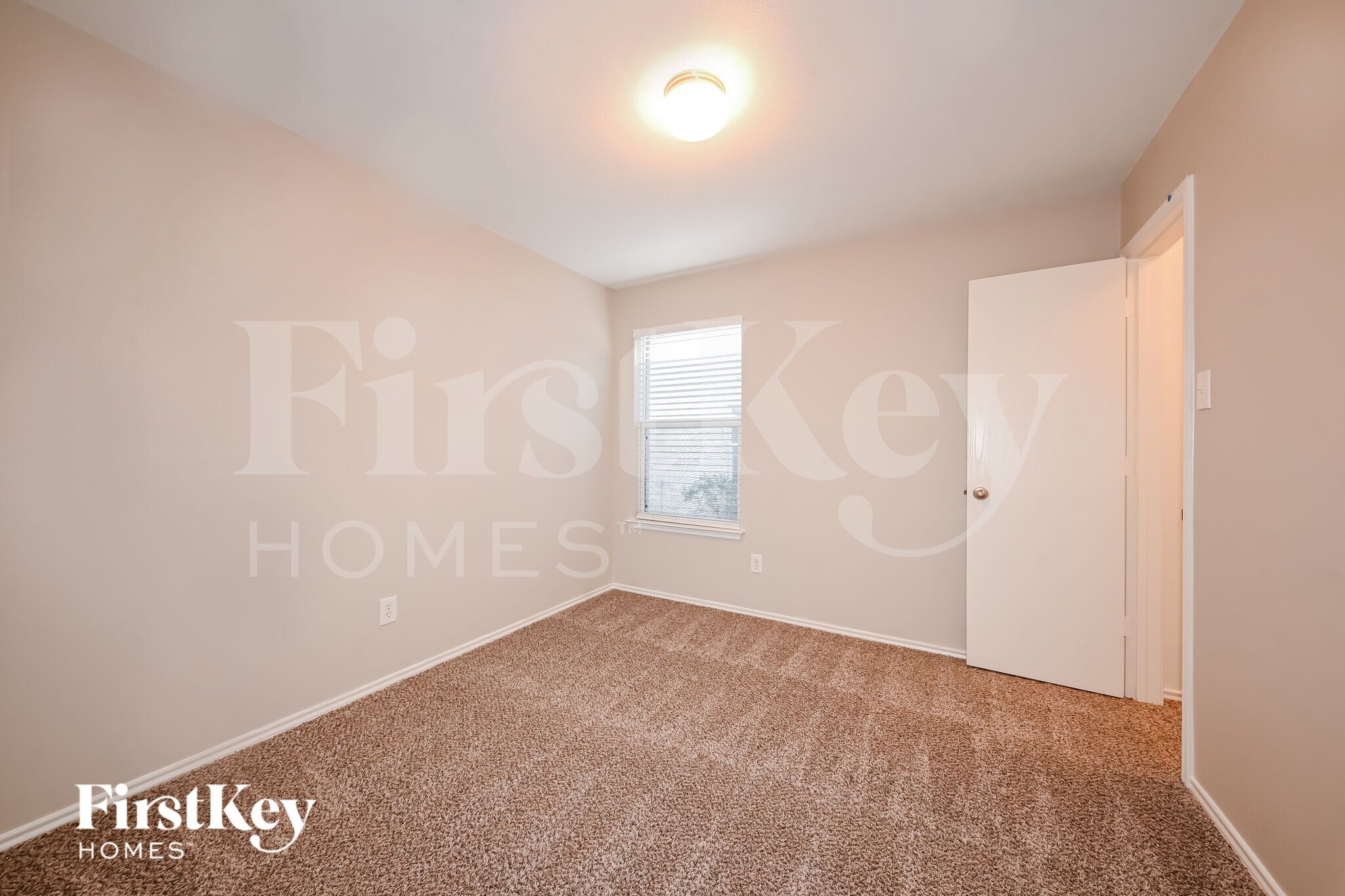 Building Photo - 1152 Warrior Dr