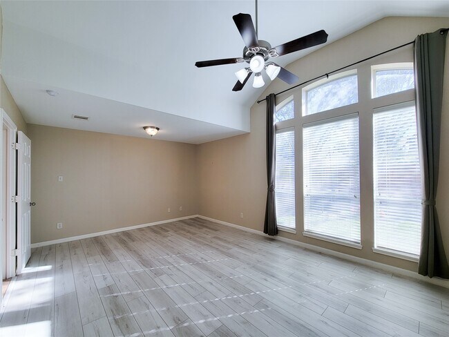 Building Photo - 9514 Garnet Falls Ln