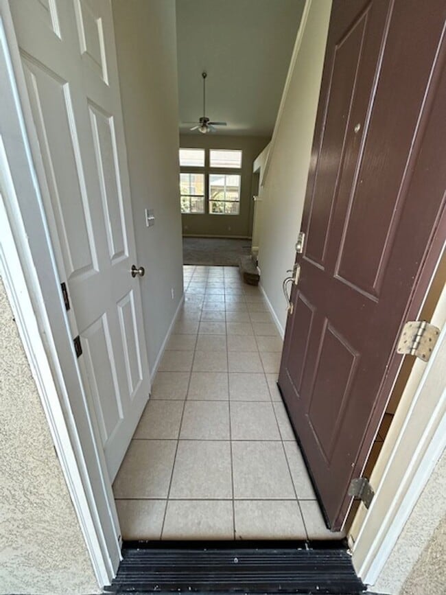 Building Photo - Avalon Gated Community