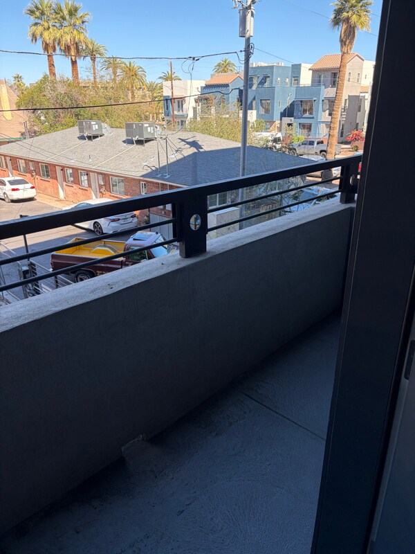 Building Photo - 330 E Roosevelt St