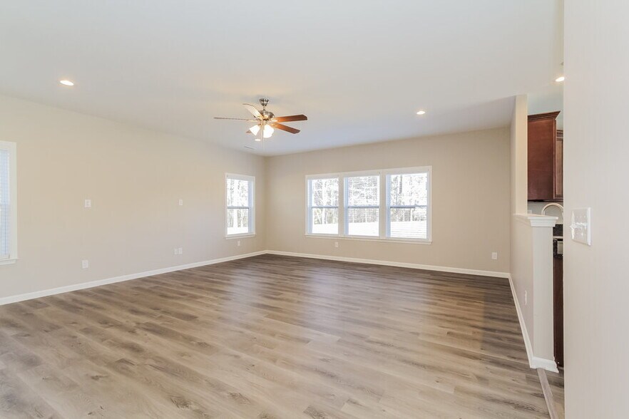 Building Photo - 1524 Black Swan Ct