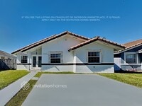 Building Photo - 18342 SW 135th Ave