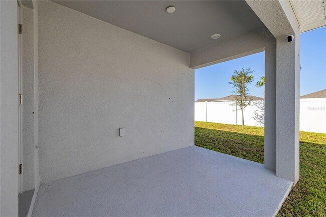 Building Photo - 1750 Daystar Dr