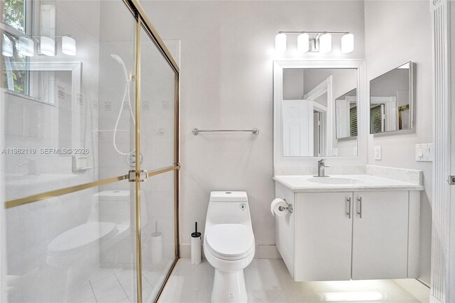 Building Photo - 8006 N Savannah Cir