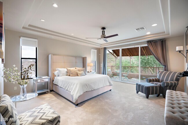 Building Photo - 33905 N 4th Dr