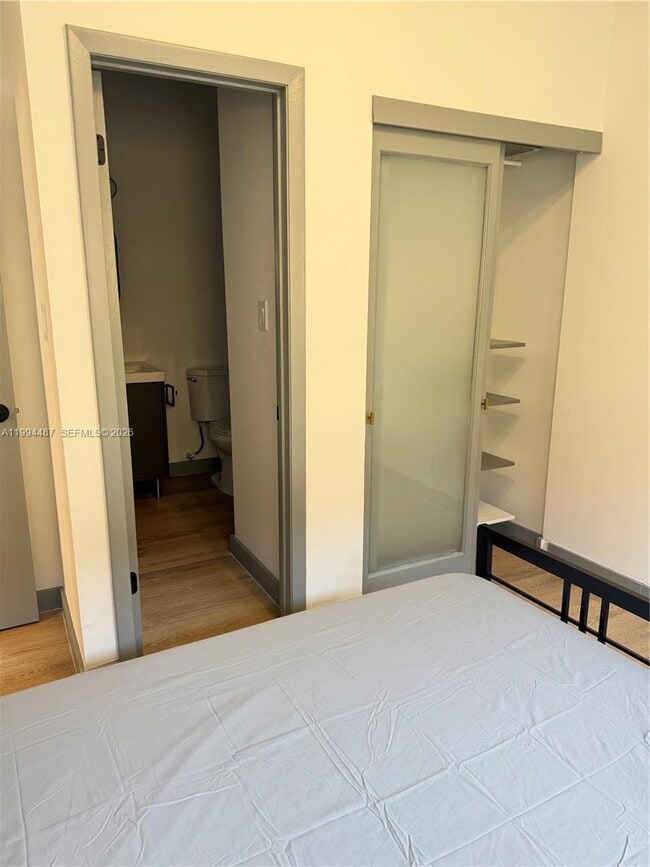 Building Photo - 1320 Drexel Ave