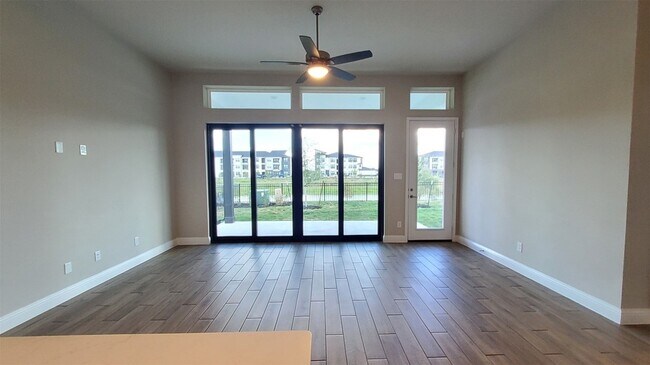 Building Photo - 2106 Grapewood Ln