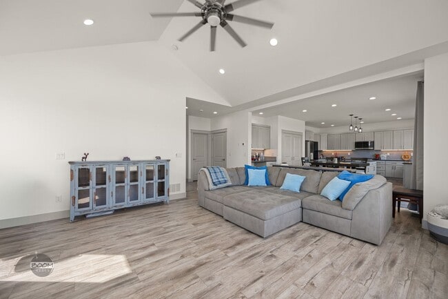 Building Photo - Premium 4BR Rental in The Ranch | Stunning Mountain Views | Easy Community Location | Automatic G...