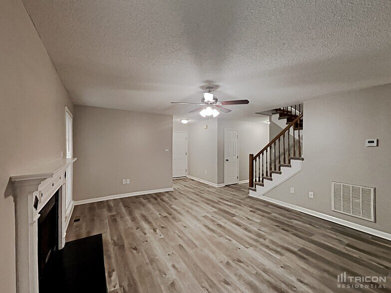 Building Photo - 415 Westminster Dr