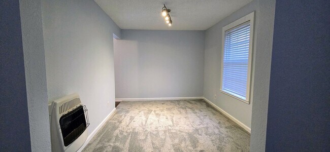Building Photo - 2861 W Devitt St