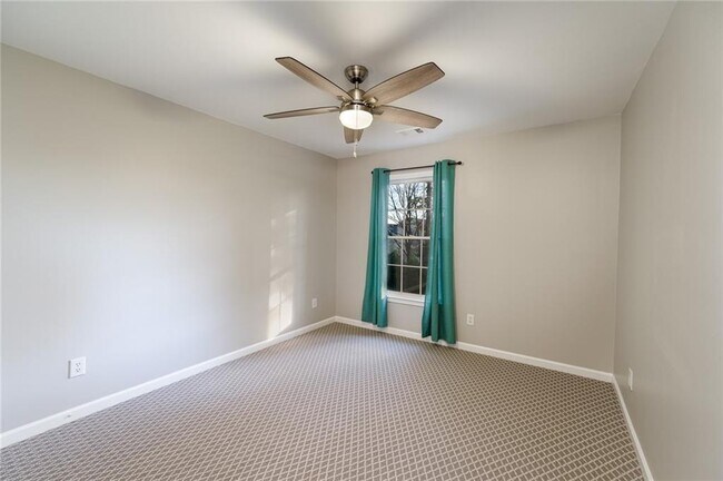 Building Photo - 6480 Stapleford Ln