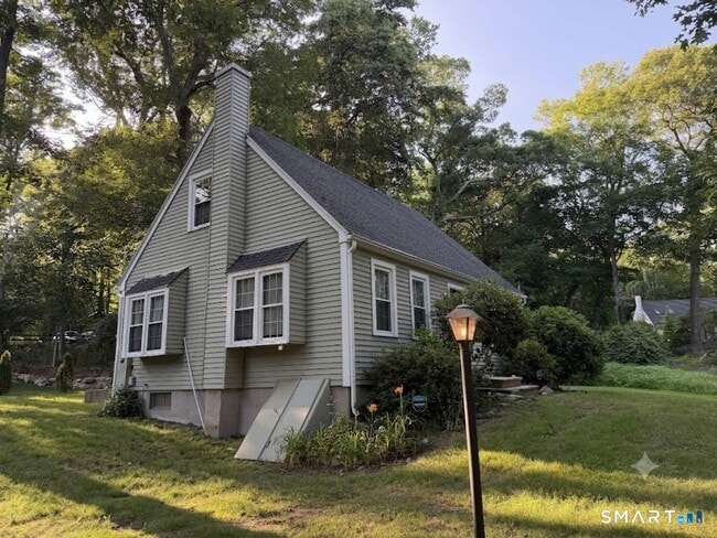 Building Photo - 9 Falls River Cir