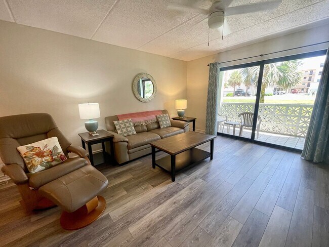 Building Photo - Furnished 2 Bed, 2 Bath Condo – Available Now!