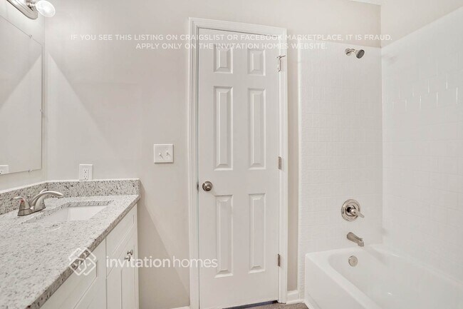 Building Photo - 135 Carrera Rd
