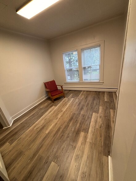 Primary Photo - 13 Church St