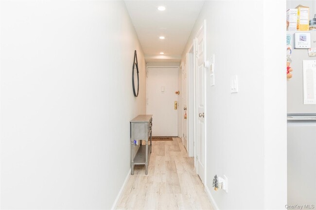 Building Photo - 2261 Palmer Ave