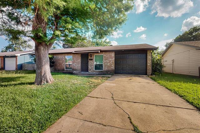 Building Photo - 4009 Providence Dr
