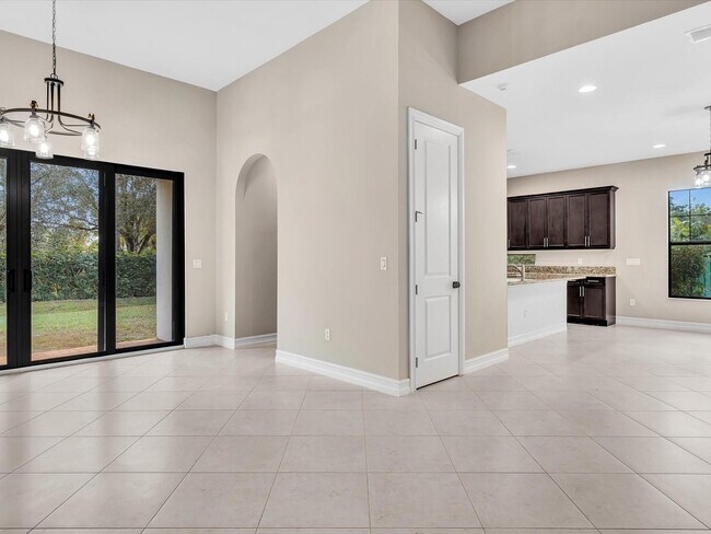 Building Photo - 10630 SW 55th St