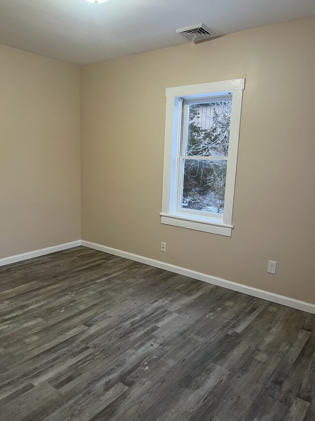 Building Photo - 90 NJ-50