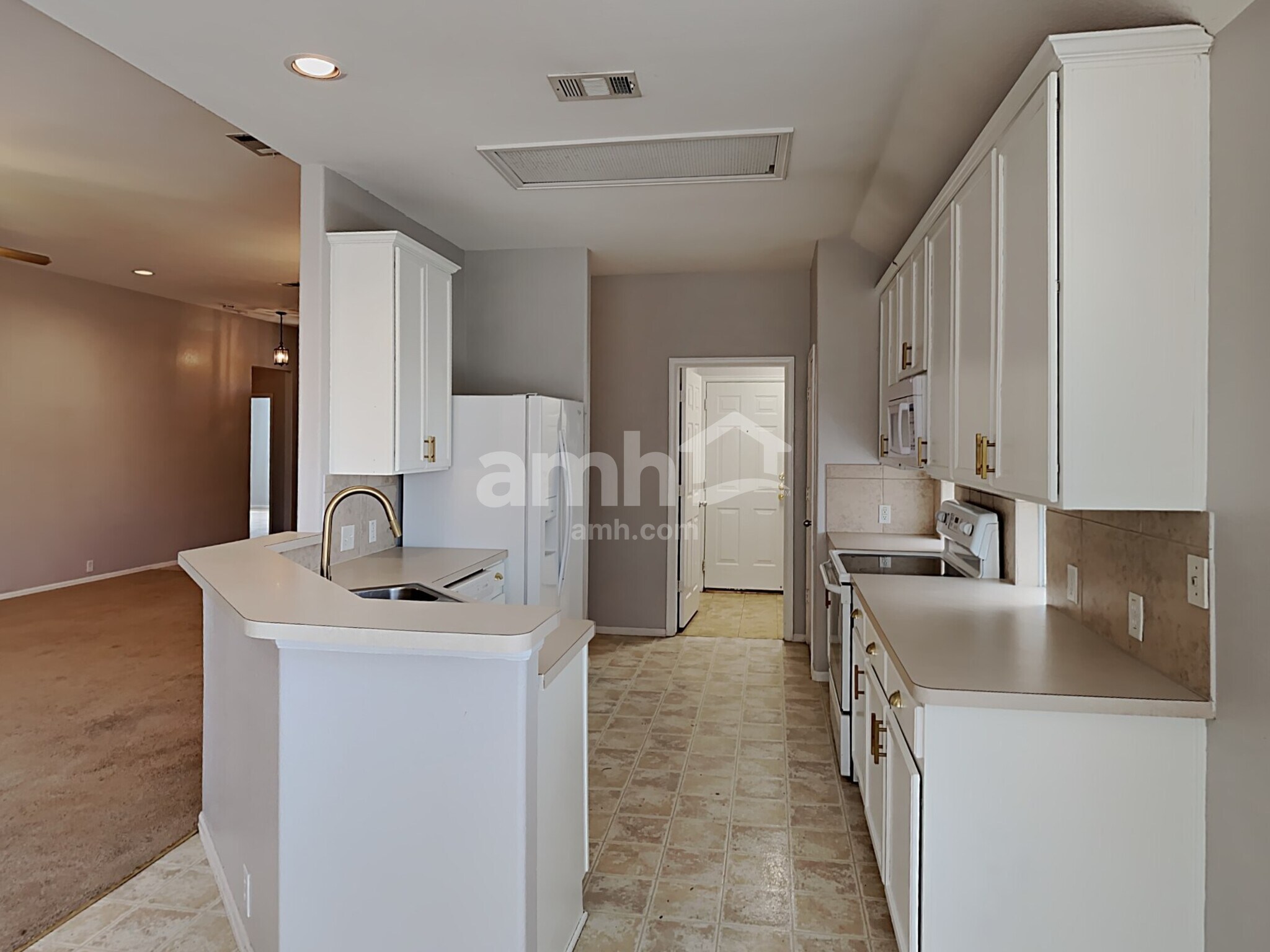 Building Photo - 646 Spanish Oak Ct