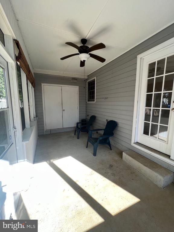 Building Photo - 34 Standish Ct