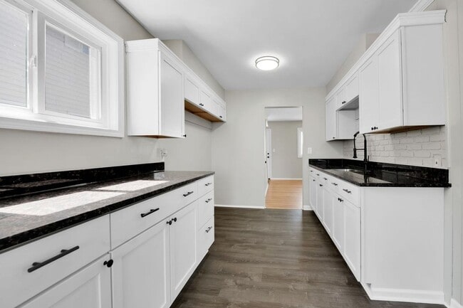 Building Photo - 24364 Bolam Ave
